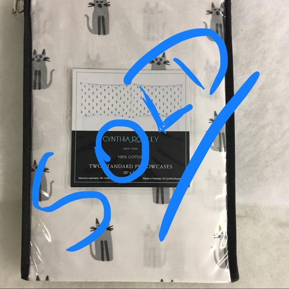 Cynthia Rowley Other - Cynthia Rowley Gray Cats w/ sunglasses Pillowcases